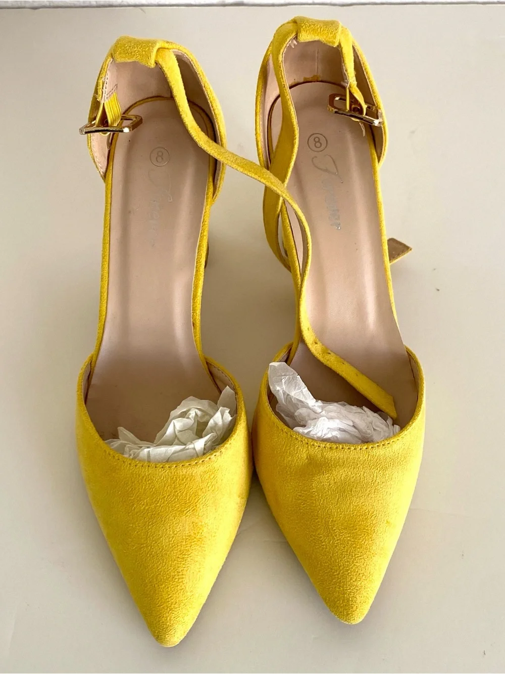 Forever Yellow Faux Suede Pointed Toe Block Heels with Ankle Strap 8 Retro Mod